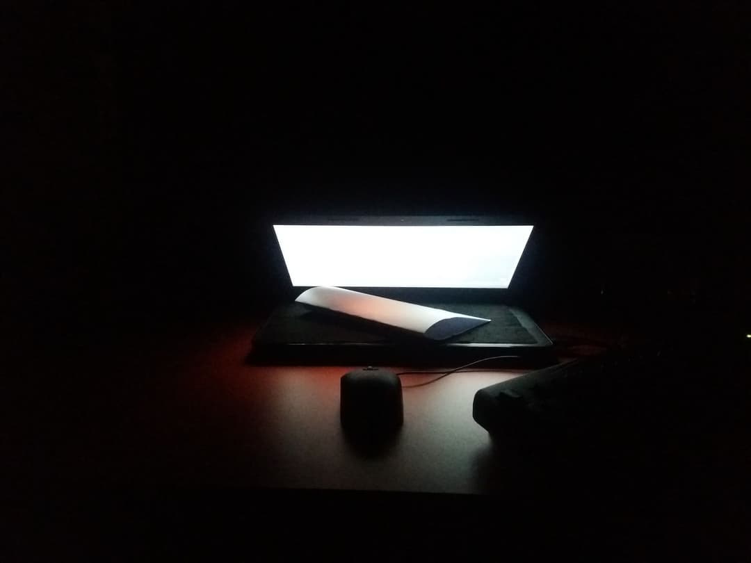 Laptop, Doorway Pages