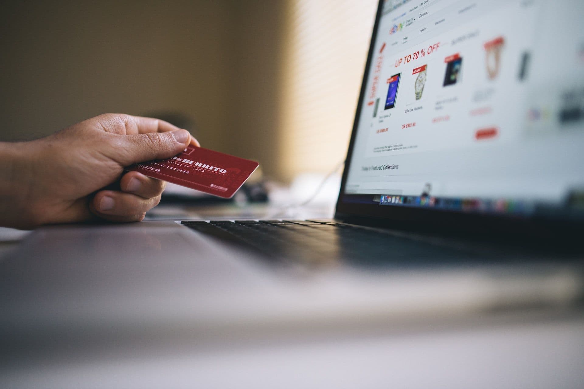 Korzyści płynące z wprowadzenia strategii cross selling w e-commerce