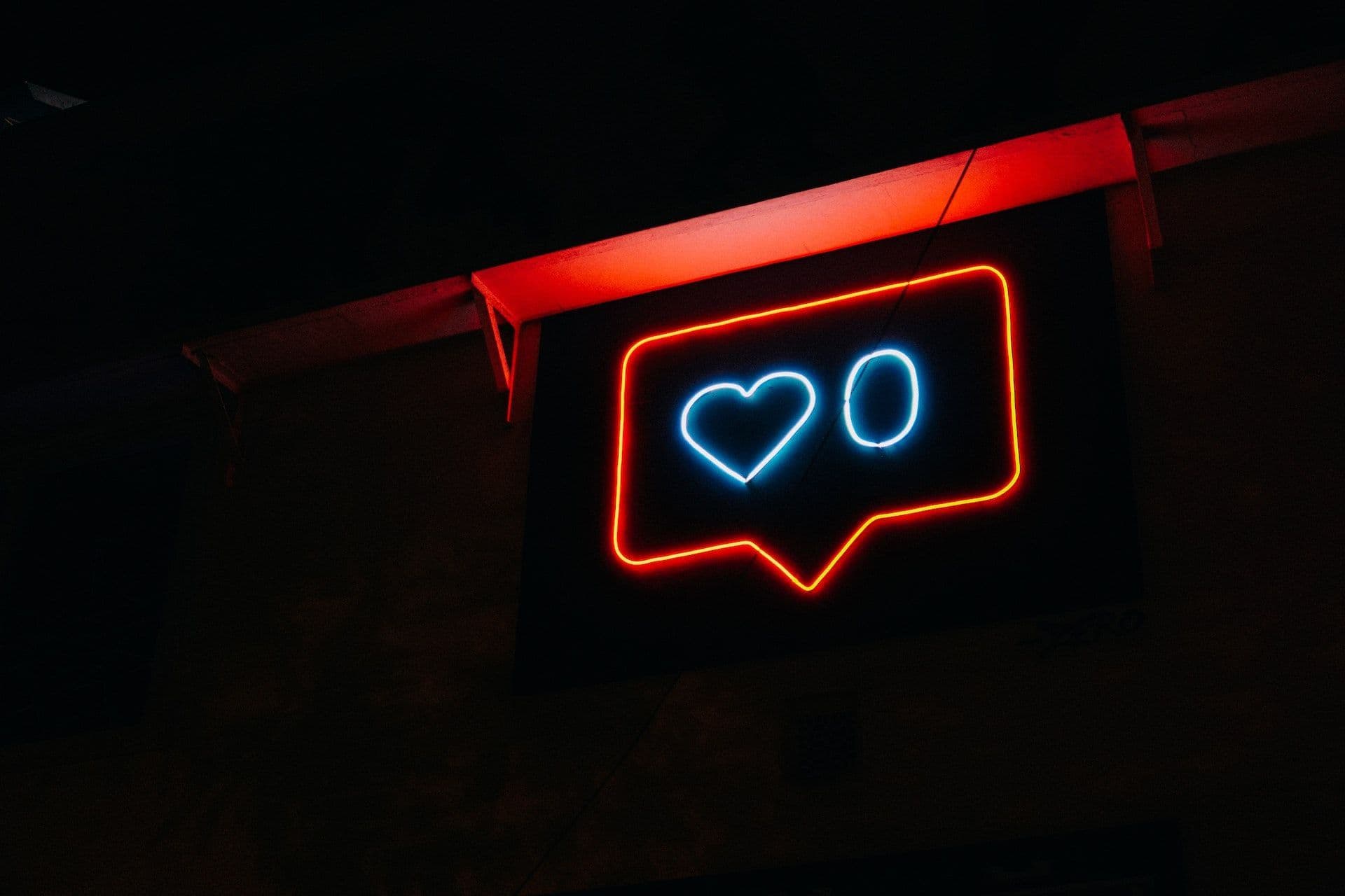 Czym jest social selling i jak może pomóc w rozwoju biznesu?